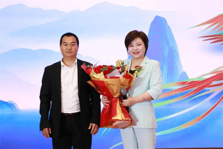 1688097297675168.jpg 36.jpg