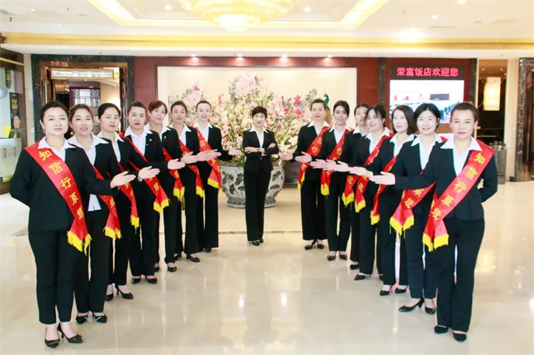 1688105022360360.jpg 71.jpg