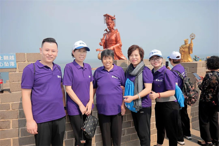 1697610250571667.jpg 77.jpg