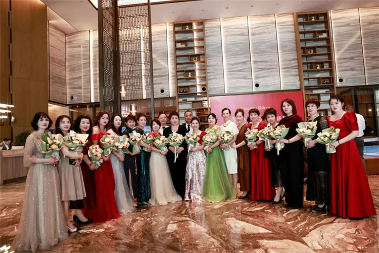 1729575947663392.jpg 8.jpg