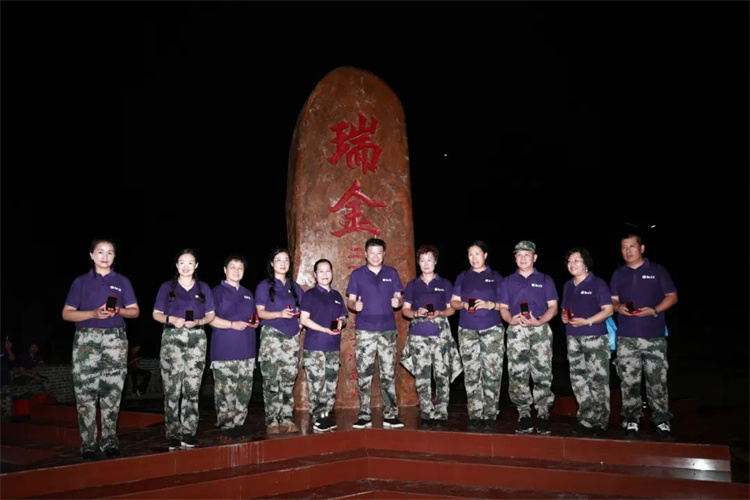 1729577576837138.jpg 112.jpg