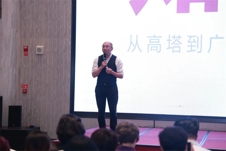 1729578060361677.jpg 143.jpg